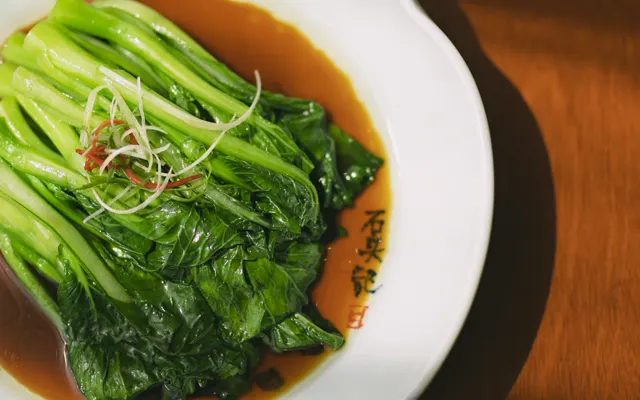 Chinese broccoli with oyster sauce